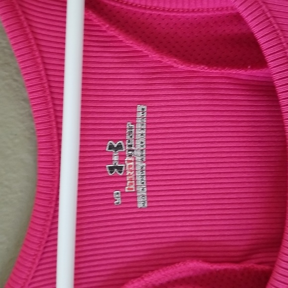Box 20 Under Armour Racer Back Ribbed Tank Top - Picture 2 of 6